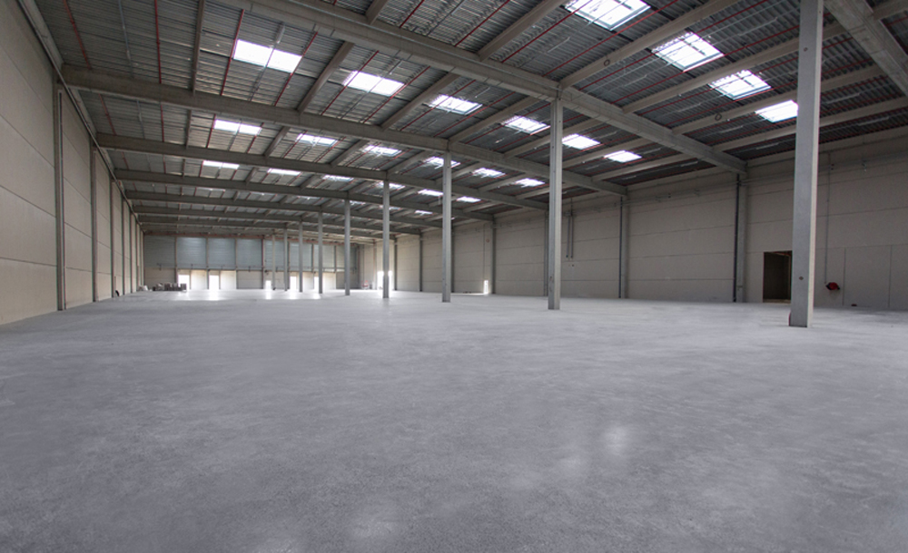 Distribution centre, featuring Rocland Qualiroc surface hardener