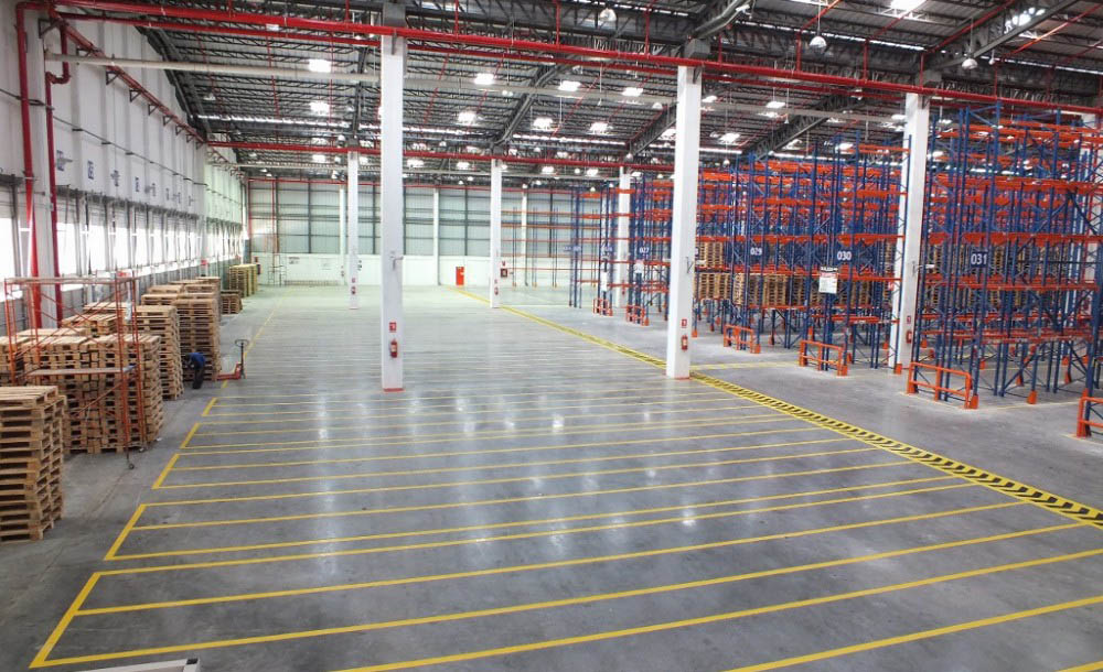 Distribution centre, featuring Rocland Qualidur surface hardener