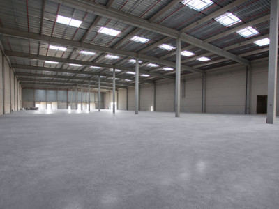 Distribution centre, featuring Rocland Qualiroc surface hardener